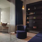 Xii Century Heritage Hotell