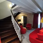 Xii Century Heritage Hotel