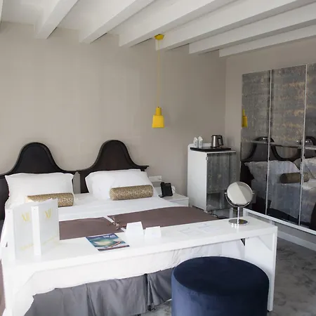 Xii Century Heritage Hotel 4*