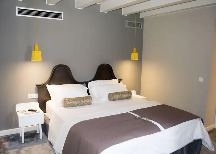 Hotel Xii Century Heritage 4*